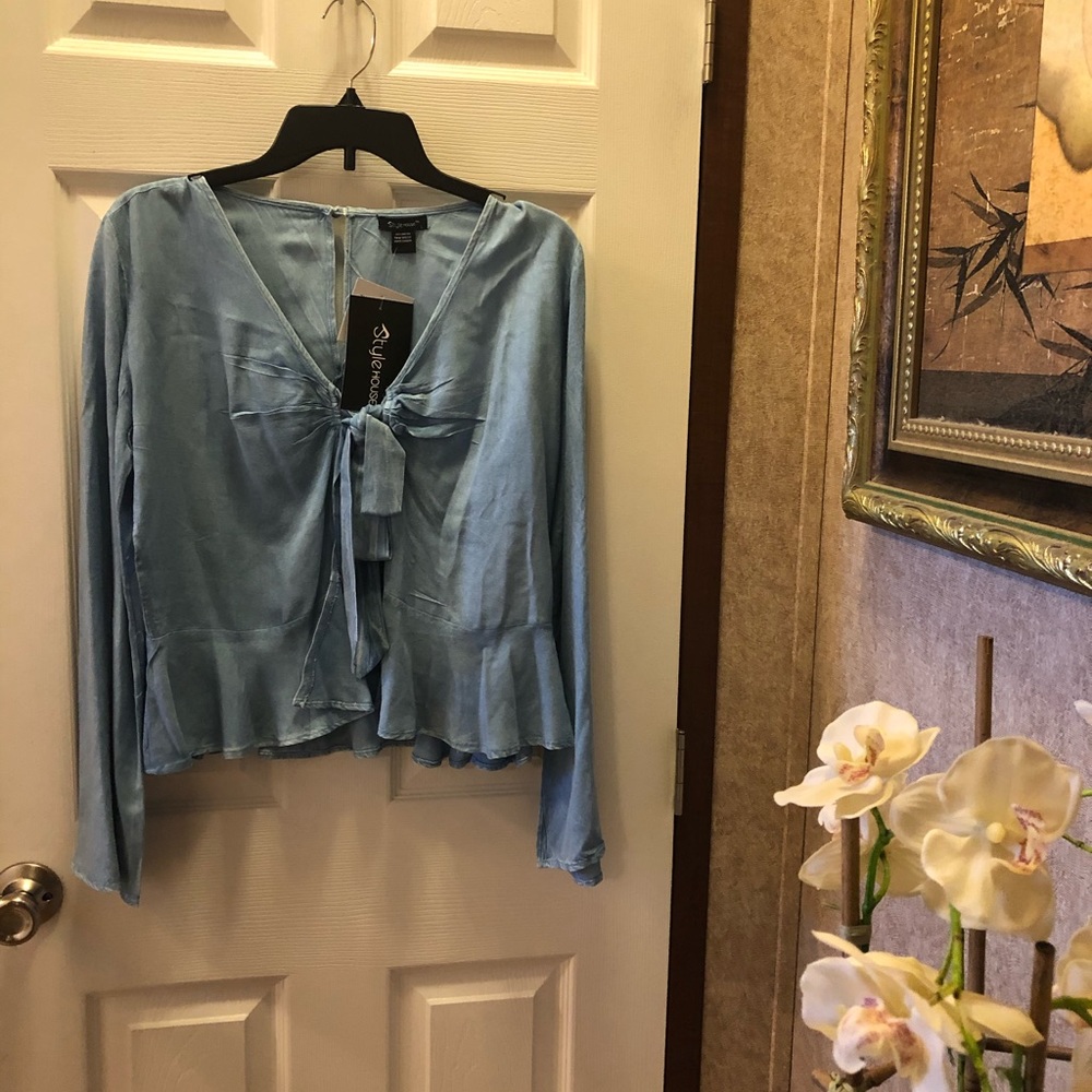 💥Brand new Style House Blue blouse